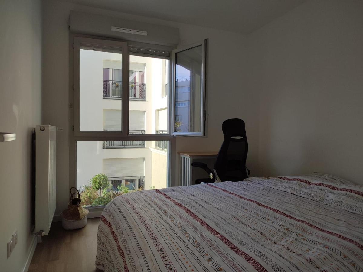 Chambre Privee Dans Un Nouvel Appartement Partage Pres De Paris Avec Parking Gratuit Chevilly-Larue Eksteriør billede