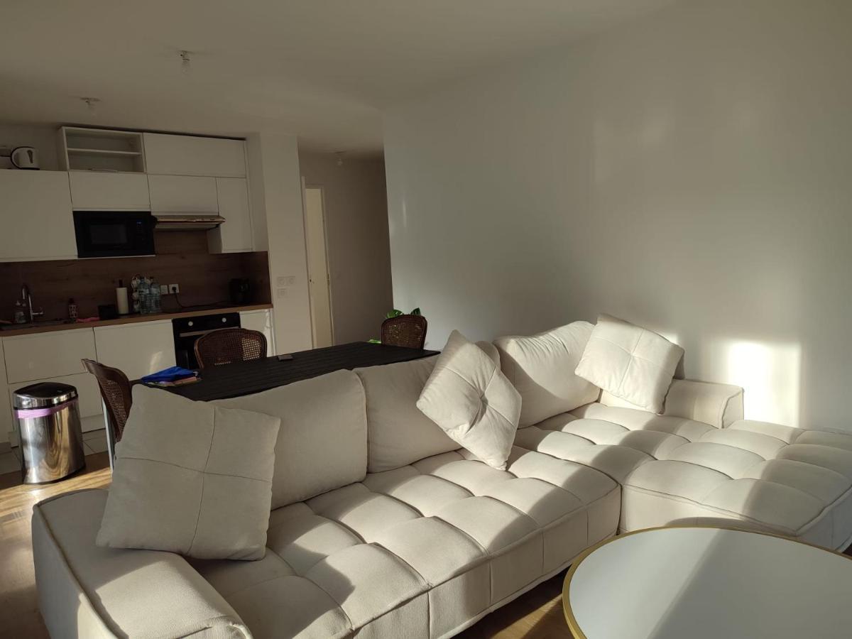 Chambre Privee Dans Un Nouvel Appartement Partage Pres De Paris Avec Parking Gratuit Chevilly-Larue Eksteriør billede